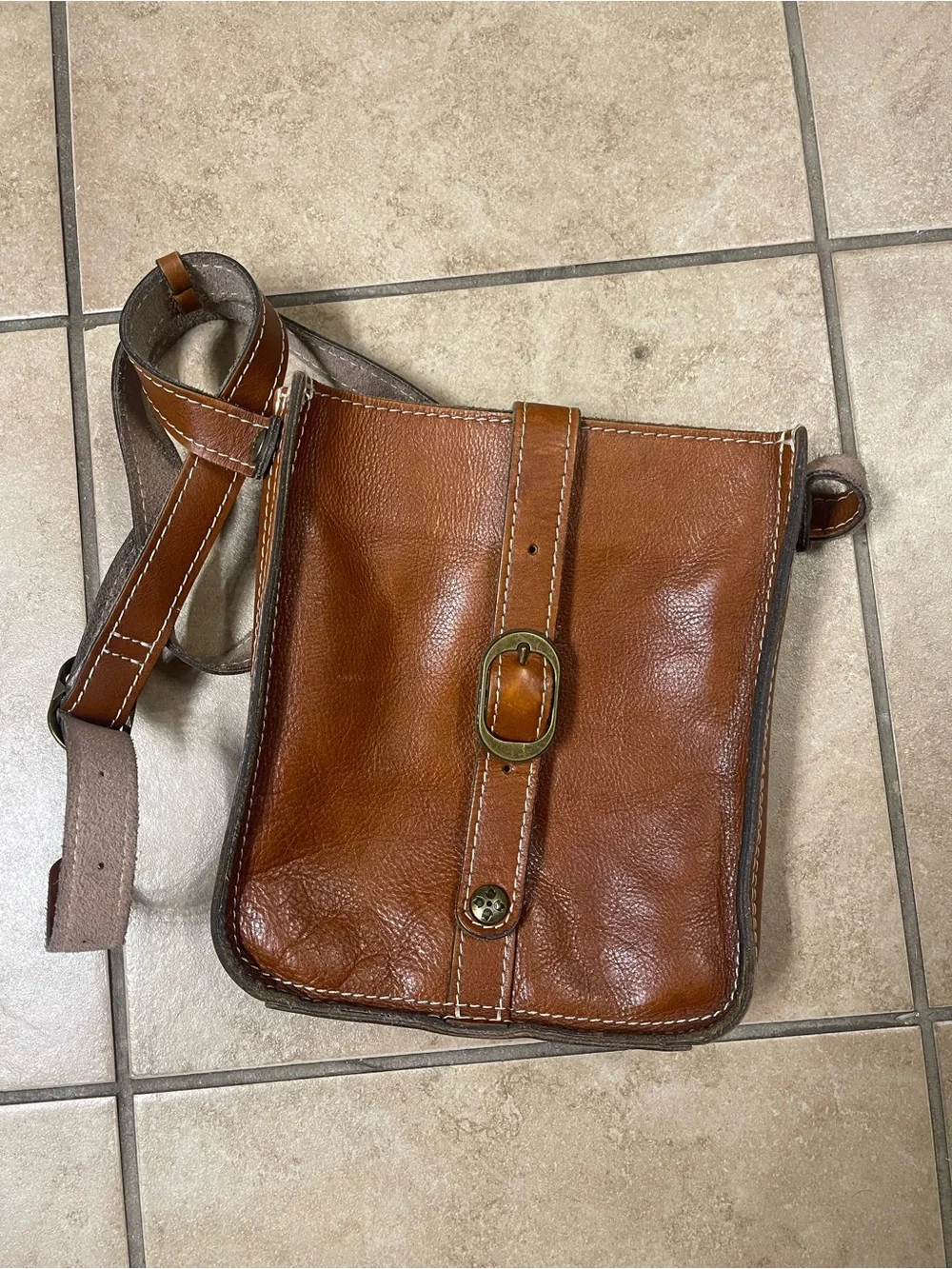 Women's Leather Crossbody Bag in Cognac Brown